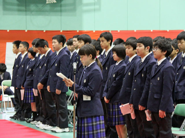 入学生代表宣誓