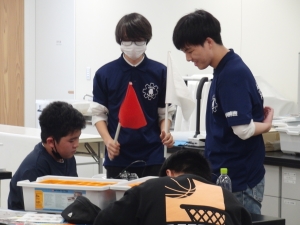 R5ロボット作製・試行の様子①.JPG