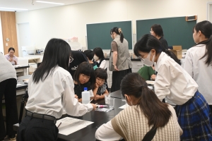 レーシングスライム体験の様子②_241027.JPG