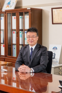 江口校長先生お写真（2023年4月撮影）.jpg